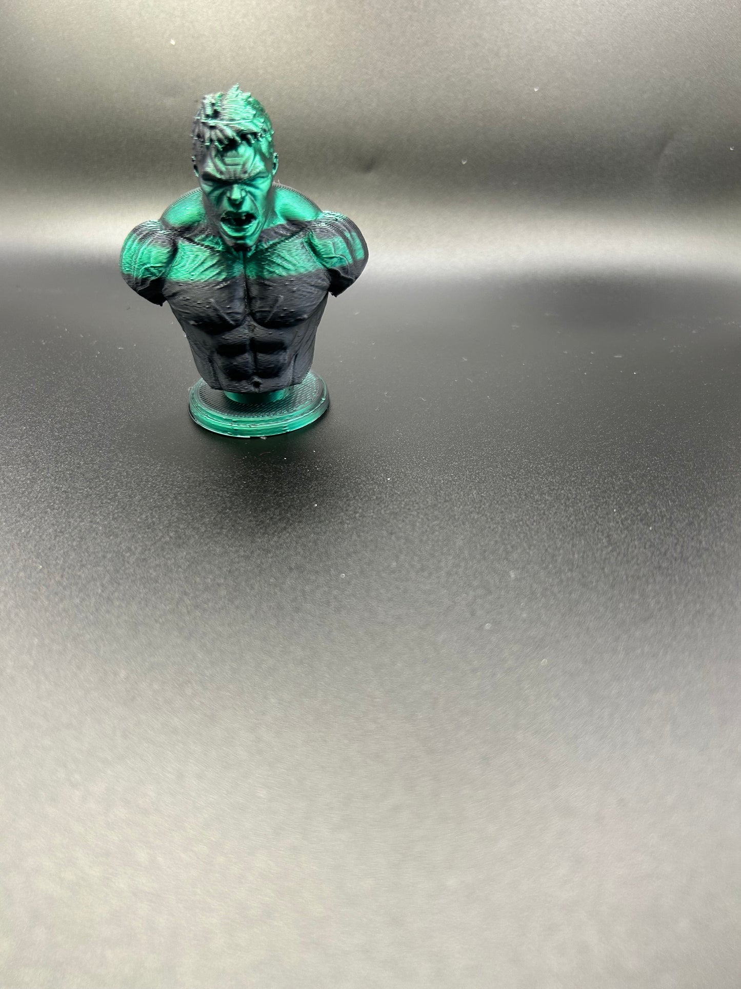 Hulk bust version (not glossy)