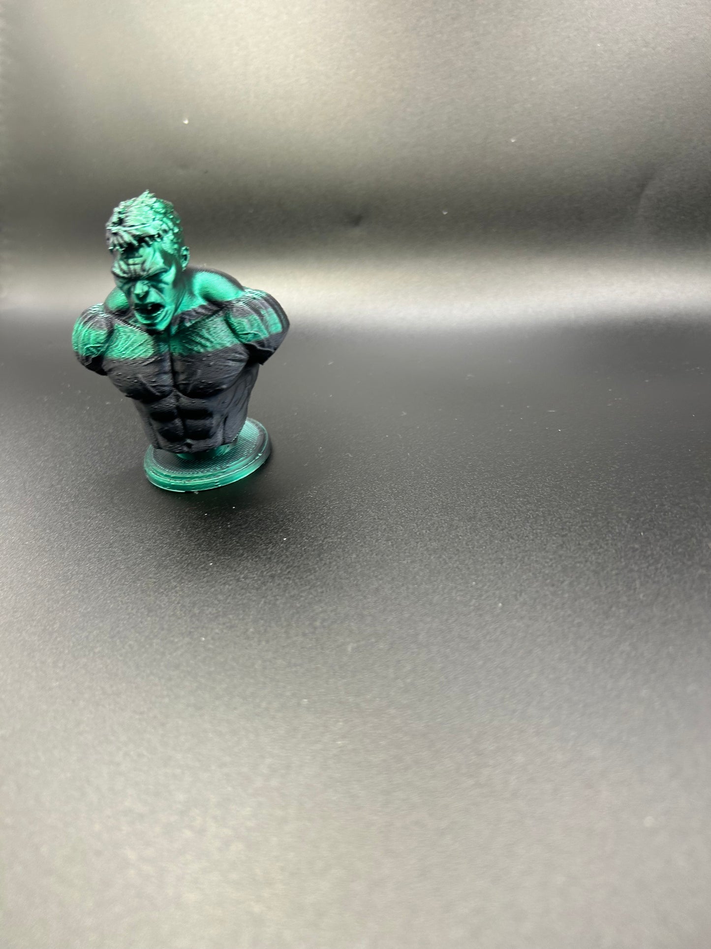 Hulk bust version (not glossy)